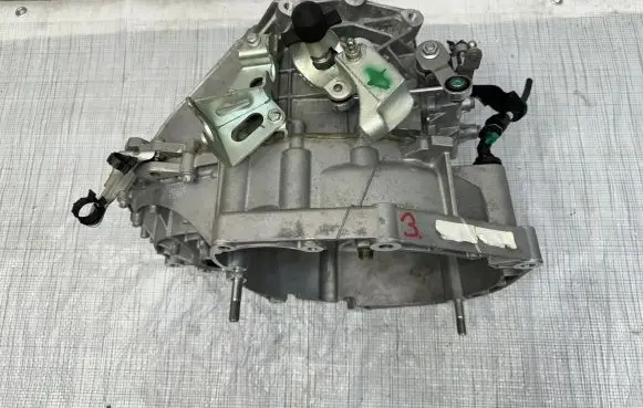 Fiat 500X Manual 5 speed gearbox 55236747