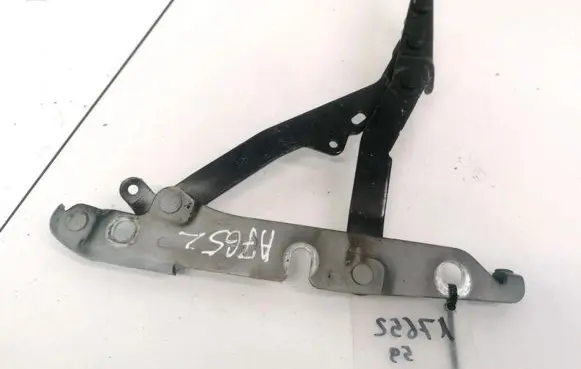 Audi A6 S6 C6 4F Tailgate/trunk/boot hinge 4F5827302
