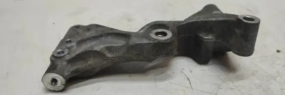 Chrysler Voyager Generator/alternator bracket 90513131
