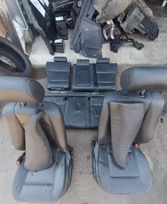 Seat set