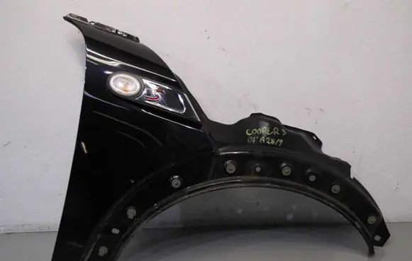 Mini One - Cooper Coupe R56 Fender