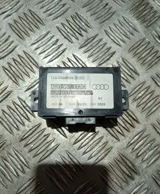 Audi A6 S6 C5 4B Alarm control unit/module 4D0951173D