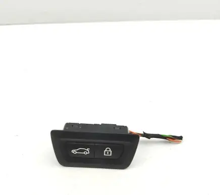 BMW X4 G02 Tailgate/boot open switch button 9275121