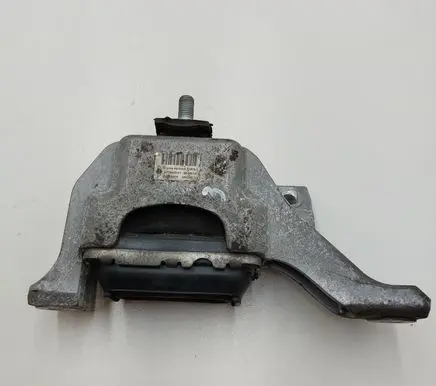 Mini Cooper Countryman R60 Engine mount bracket G2005005