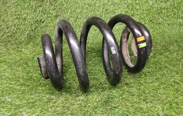 Volkswagen Transporter - Caravelle T5 Rear coil spring