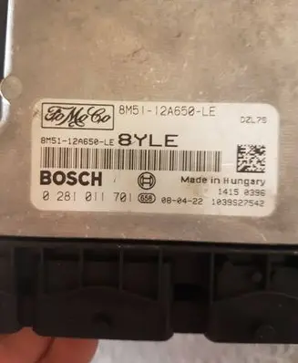 Ford Focus Engine control unit/module 8M5112A650LB 0281011701 8M5112A650LE