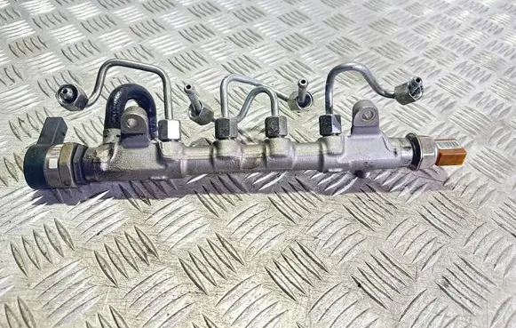 Fuel main line pipe