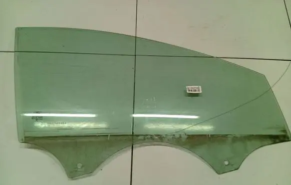 Ford Focus Front door window glass four-door As2