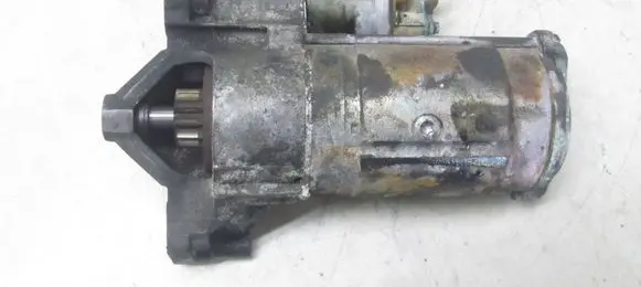 Citroen C4 II Picasso Starter motor 9654561480
