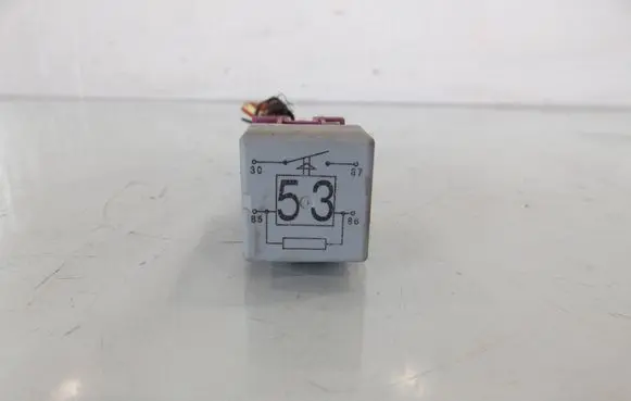 Volkswagen Polo IV 9N3 Other relay 141951253B