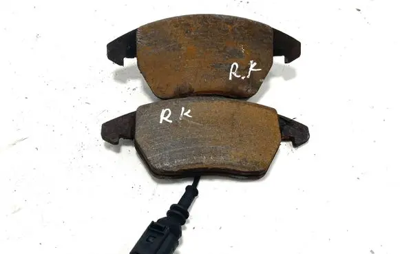 Volkswagen Golf VI Brake pads (front) 90R436238 101271025