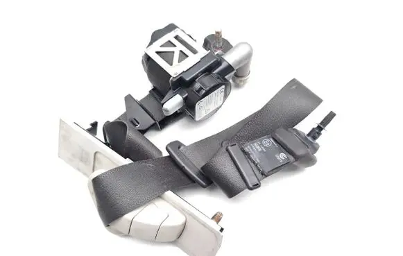 Ford Mondeo MK V Front seatbelt DS73-F61295-BL 1022025N979 DS73-F61295-BL35B8