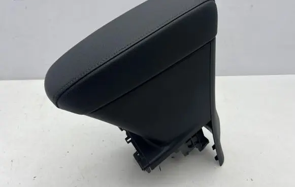 Opel Corsa F Armrest OPCORFPODLSUL1