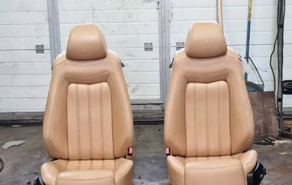 Ford Fiesta Seat set 