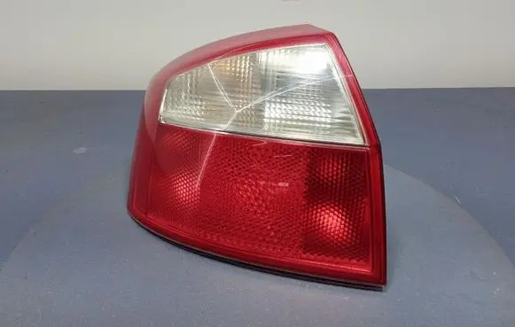Audi A4 S4 B6 8E 8H Rear/tail lights 8E0945095C