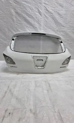 Opel Astra J Tailgate/trunk/boot lid 