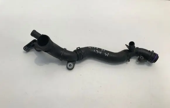 Mercedes-Benz A W177 Engine coolant pipe/hose A2822032600