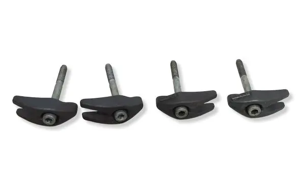 Ford Mondeo MK V Fuel Injector clamp holder 