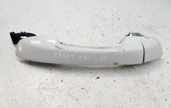 Volkswagen PASSAT B8 Front door exterior handle 510837206D