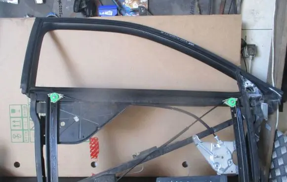 Audi A3 S3 8L Front window lifting mechanism without motor 8L8837842