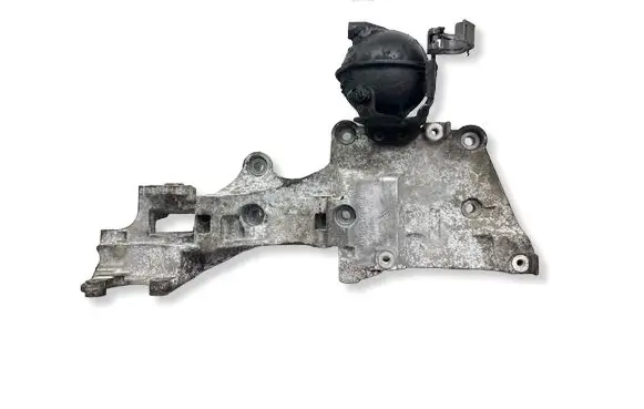 Mitsubishi Grandis Generator/alternator bracket 03G903143E