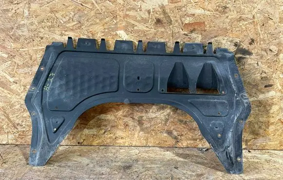 Volkswagen Touran I Engine splash shield/under tray 1K0825237J