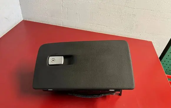 Glove box set