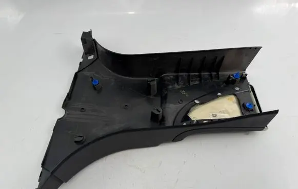 Tesla Model S (B) pillar trim (bottom) 105840214A CQ8180172414813 K406104