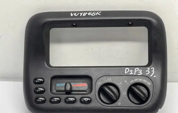 Chrysler Voyager Climate control unit P04677935AB