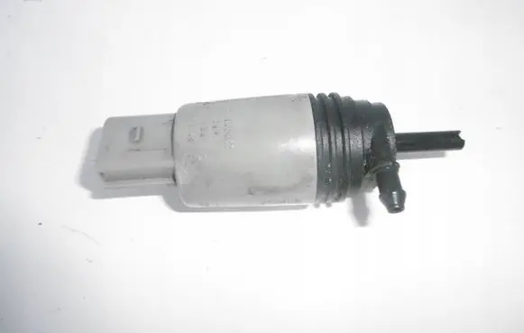 BMW 7 E65 E66 Windscreen/windshield washer pump 6934159