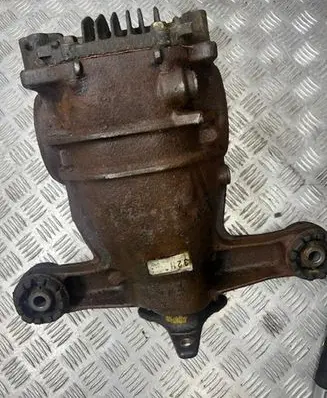 Lexus IS 220D-250-350 Rear differential 601H78