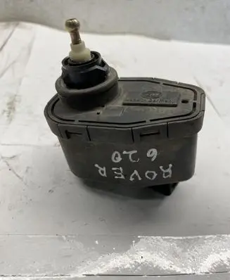 Headlight level adjustment motor