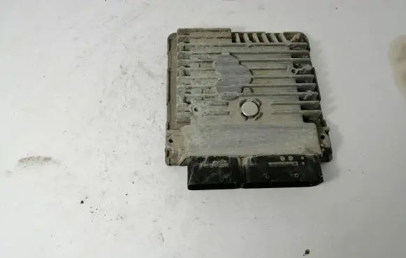 Volkswagen Golf VI Engine control unit/module 03L906023MM 03L907425C 5WP42692AA