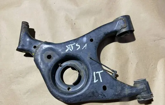 Cadillac XTS Rear suspension control arm 