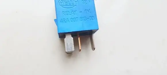 Nissan Primera Other relay 252309f920 4ra007813-03