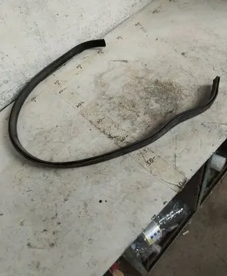 Volkswagen Touran III Engine compartment rubber 
