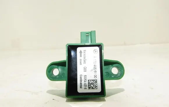 Mercedes-Benz E W212 Airbag deployment crash/impact sensor A1729056100