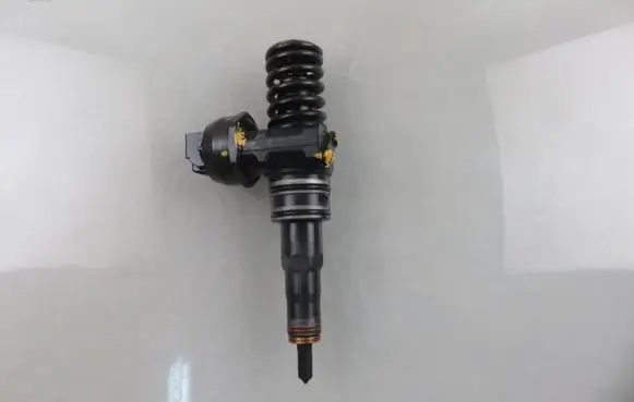 Audi A4 S4 B6 8E 8H Fuel injector 0414720209 038130073AN