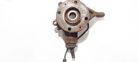 Citroen C4 I Front wheel hub