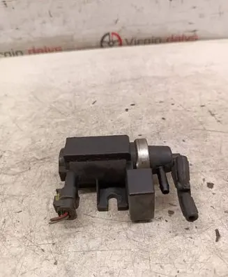 Mercedes-Benz A W169 Vacuum valve A0051535528 04T288 70078200