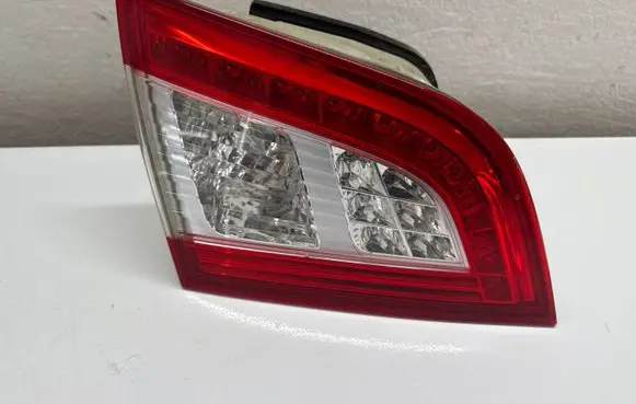 Peugeot 508 Rear/tail lights 9686780580