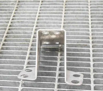 Muffler mount bracket/holder