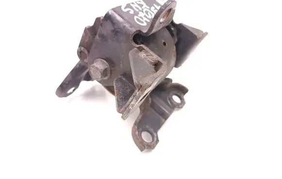 Mitsubishi ASX Engine mount bracket