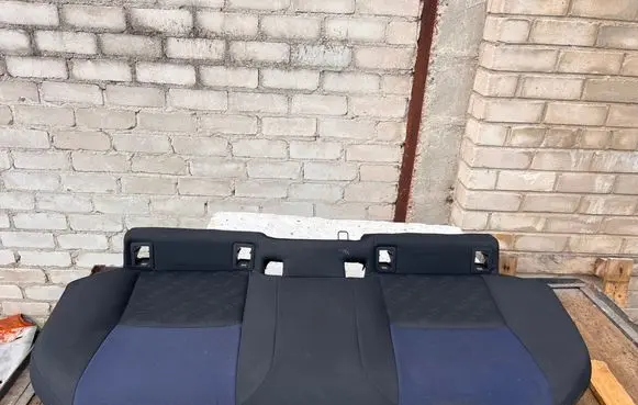 Toyota C-HR I Rear seat 
