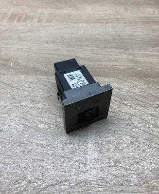 Opel Vectra C Seat heating switch 13138252