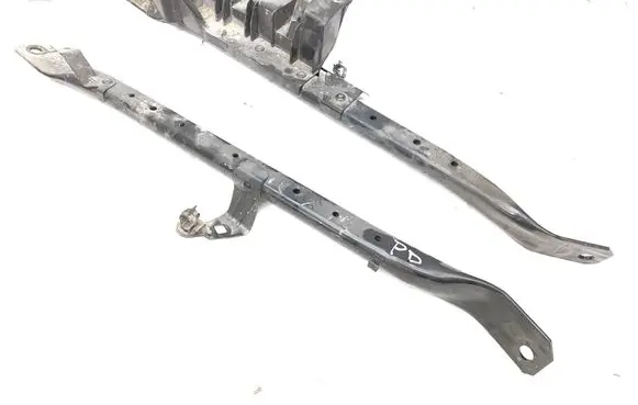 Alfa Romeo Stelvio Other engine bay part