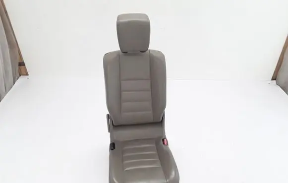 Rear seat