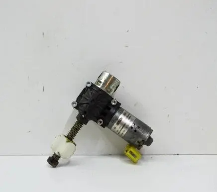 BMW 5 F10 F11 Seat adjustment motor 9168761
