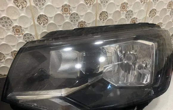 Volkswagen Transporter - Caravelle T6 Headlights/headlamps set 7E1941015AD