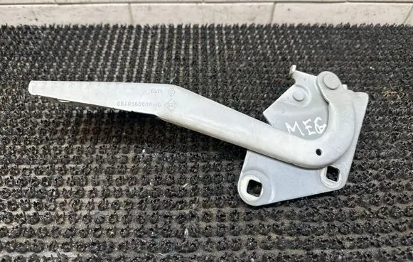 Engine bonnet/hood hinges